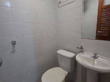 Banheiro de servi�o 