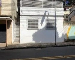 Casa - Aluguel - Jardim Glória - Juiz de Fora - MG