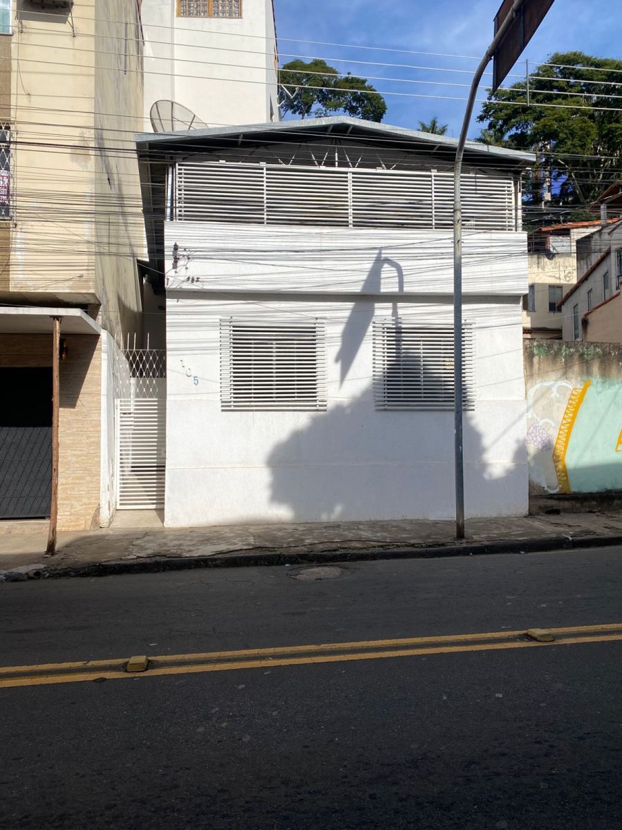 Casa Comercial - Aluguel - Jardim Glória - Juiz de Fora - MG