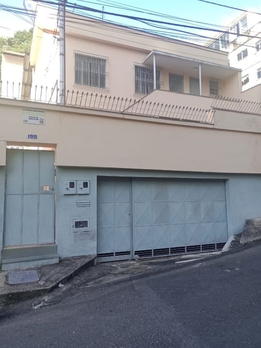 Casa - Aluguel - Jardim Gl�ria - Juiz de Fora - MG