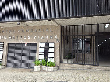 Centro comercial Romeu de Mattos Vianna